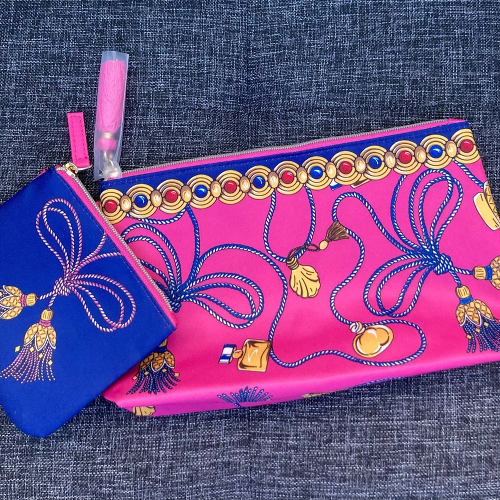 COPY - Estée Lauder makeup bag new